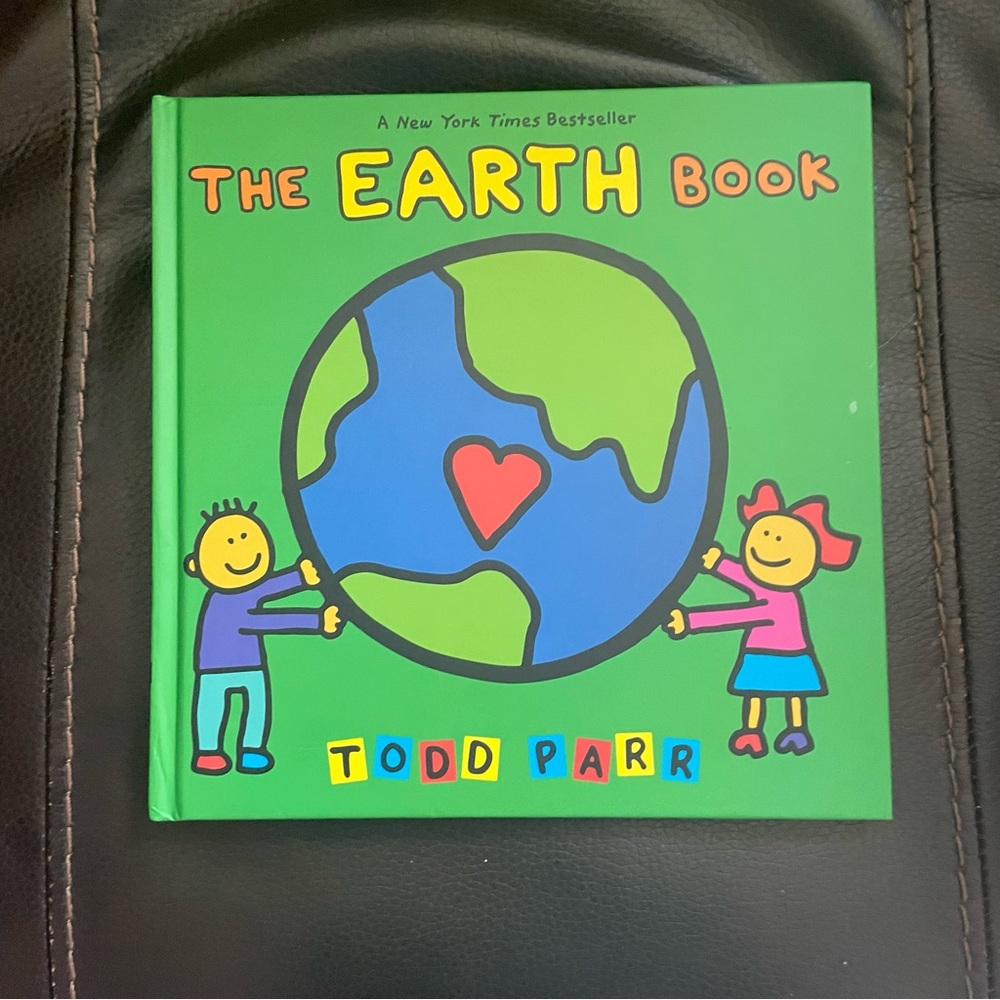 The Earth Book - Green